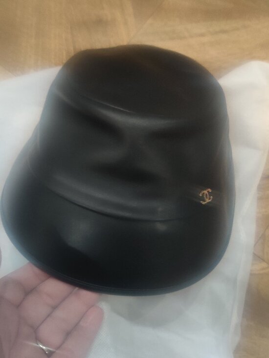 CHANEL leather bucket hat size M (57 CM) main image 4